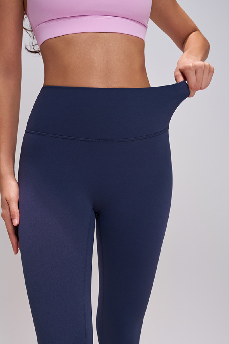 Women's athletic compression leggings