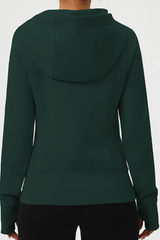 Women's hight strech full-zip hooded sports jacket.