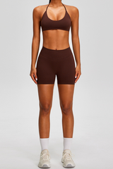Women's Seamless Sets:Halter Backless Bra And Pleated Shorts