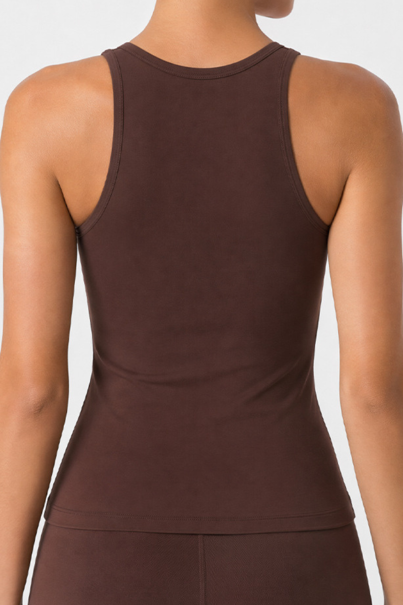 Women’s Scoop Neck Wide Strap Form-Fitting Yoga Tank Top
