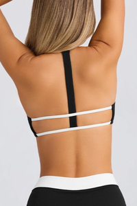 Contrast Halter T-Back Cutout Square Neck Sports Bra