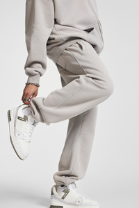 Men's discounted  hem-trimmed pants