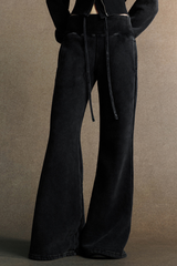 Women's vintage style  flarepants.