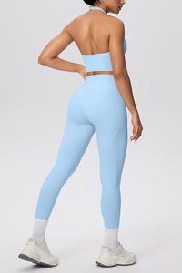 Women's Athletic Set:Healterneck Bra And Side Pocket Legging