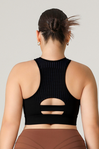 Plus Size Women's Mesh Panel Zip-Up Sports Bra