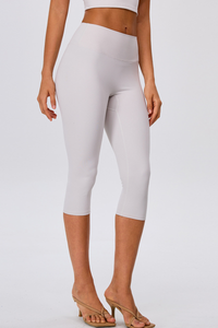 Women's No Front Seam Slim FIt Yoga Capri Leggings