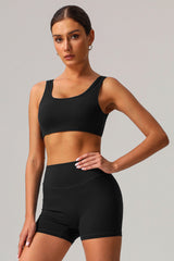 U-shaped back sports bra + classic sports shorts 2-piece set