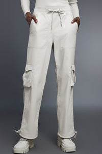 Women Fleece-Lined Loose Cargo Workout Pants with Adjustable Hem
