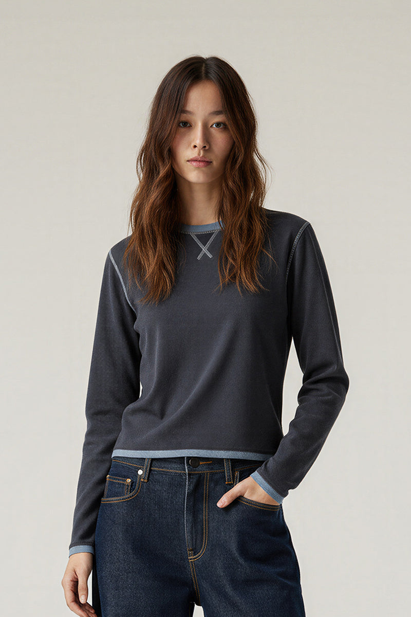 Women Contrast-Trim Quick-Dry Slim-Fit Long-Sleeve Active T-Shirt