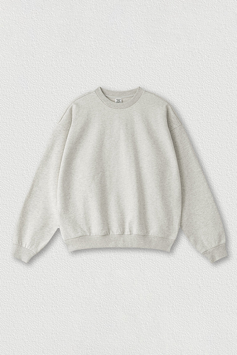 Loose-fitting crewneck sweatshirt