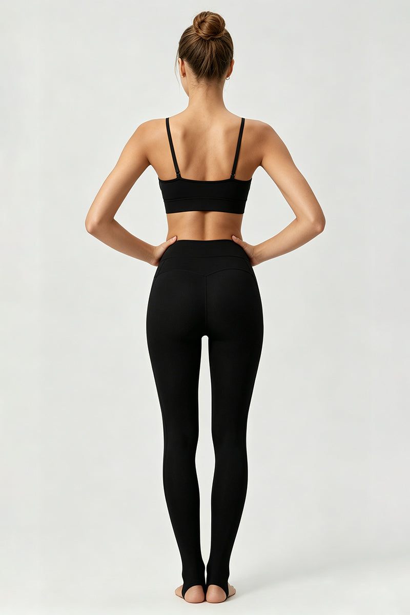 Women's Yoga Set:Thin Strap V-Neck Bra And Stirrup Leggings