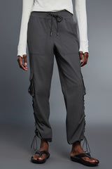Women Fleece-Lined Loose Cargo Workout Pants with Adjustable Hem