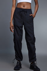 Women Fleece-Lined Loose Cargo Workout Pants with Adjustable Hem