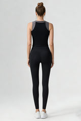 Women's Sports Sets:Half-Zip Color Block Bra And Leggings
