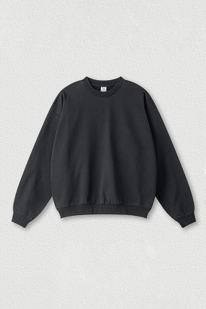 Loose-fitting crewneck sweatshirt