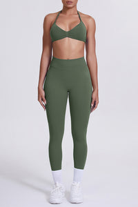 Women Seamless Yoga Set: High-Waisted Sculpting Leggings + Halter Neck Sports Bra