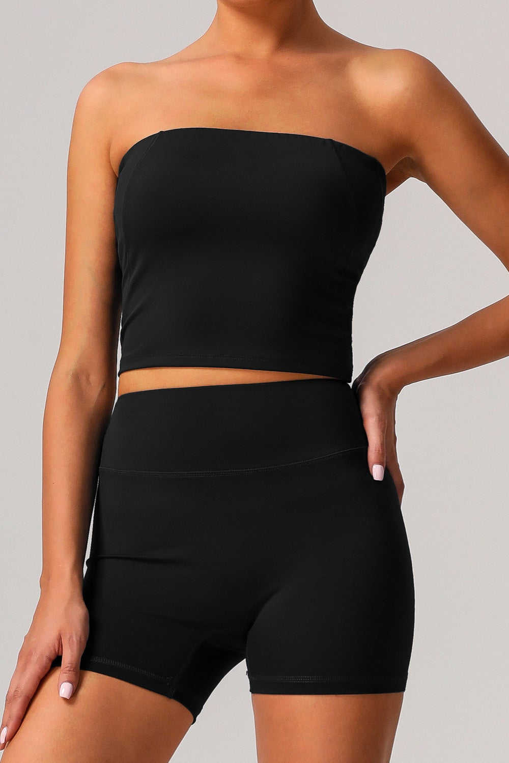 Bandeau sports bra + high-stretch sports shorts 2-piece set