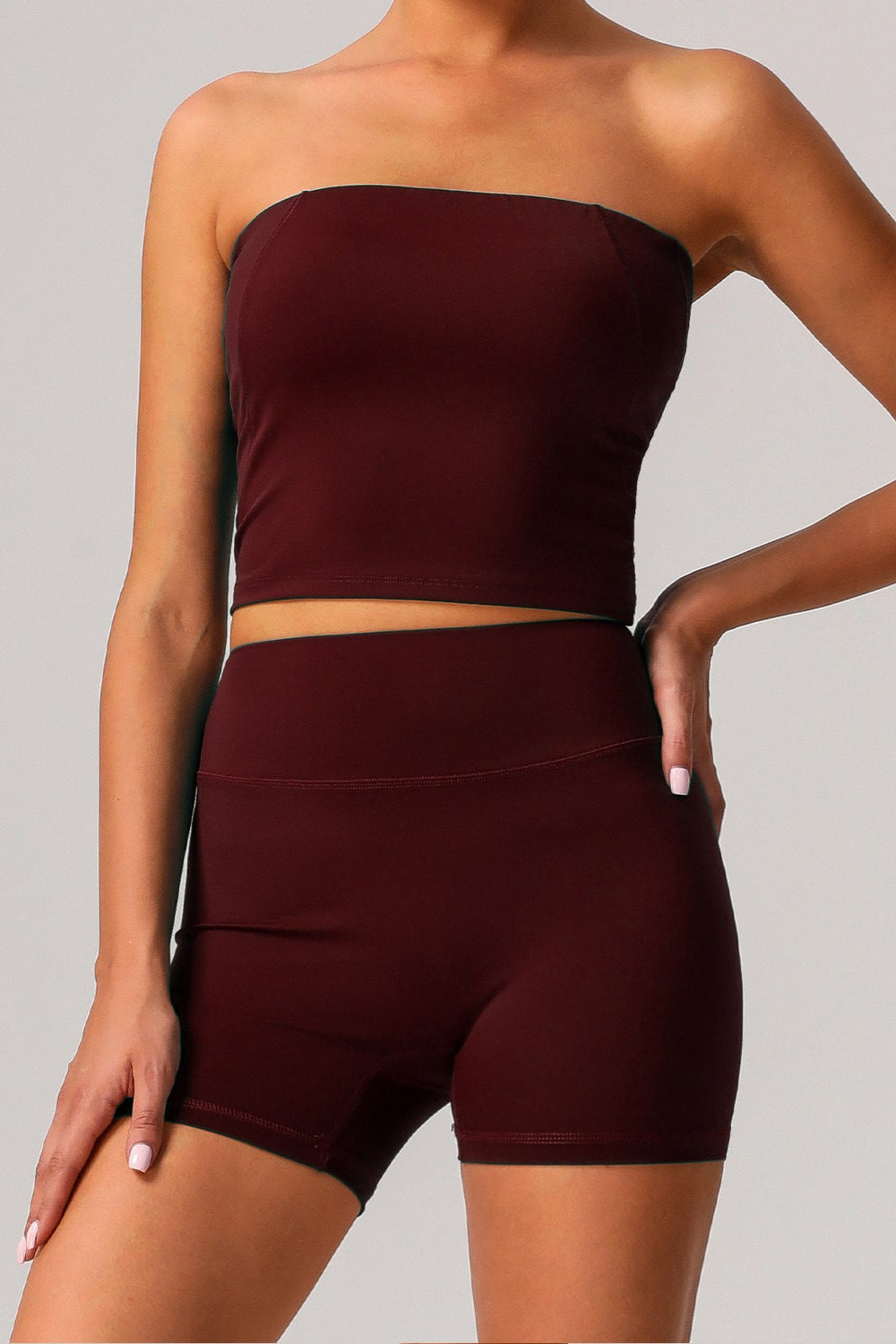 Bandeau sports bra + high-stretch sports shorts 2-piece set