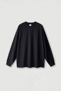 Long-sleeved T-shirt
