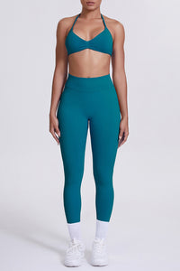 Women Seamless Yoga Set: High-Waisted Sculpting Leggings + Halter Neck Sports Bra