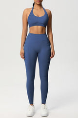 Women Seamless Knit Yoga Set: Halter Back Sports Bra + Sculpting Leggings