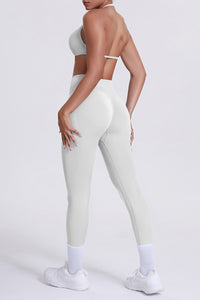 Women Seamless Yoga Set: High-Waisted Sculpting Leggings + Halter Neck Sports Bra