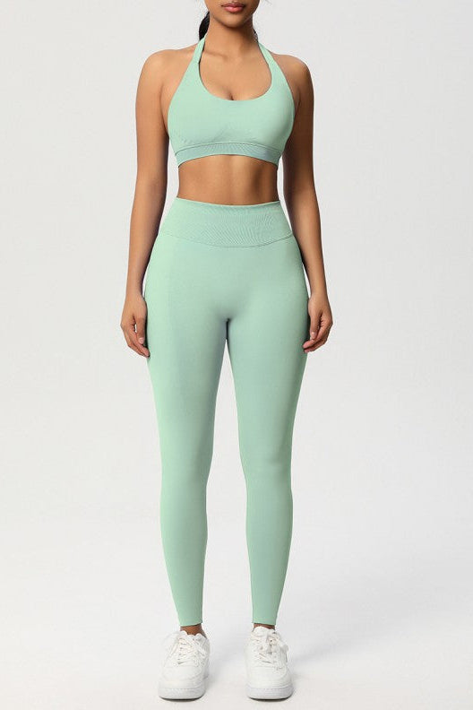 Women Seamless Knit Yoga Set: Halter Back Sports Bra + Sculpting Leggings
