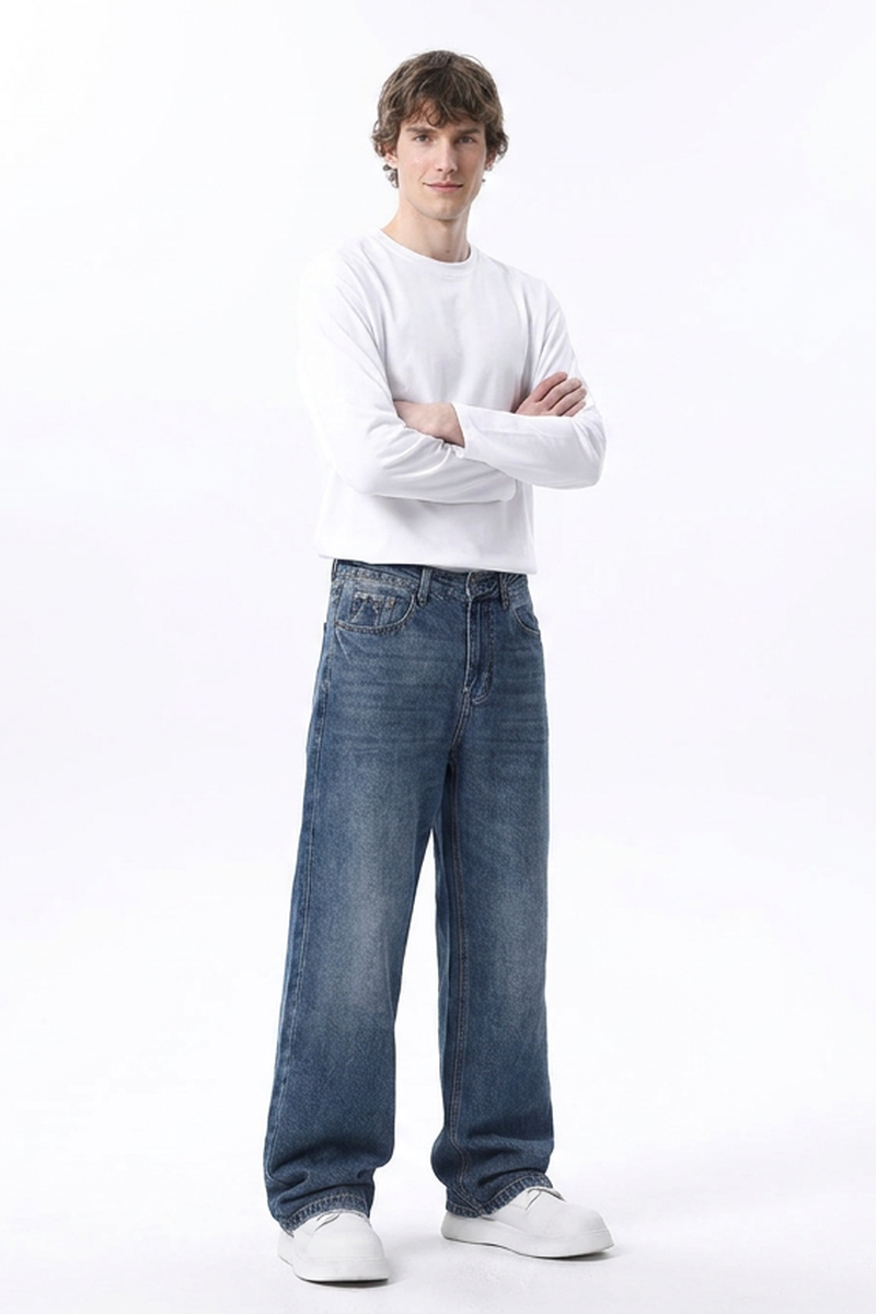 Men's Classic Washed Relaxed Straight Leg Jeans