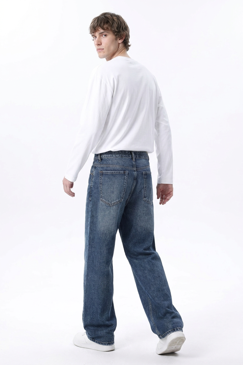 Men's Classic Washed Relaxed Straight Leg Jeans