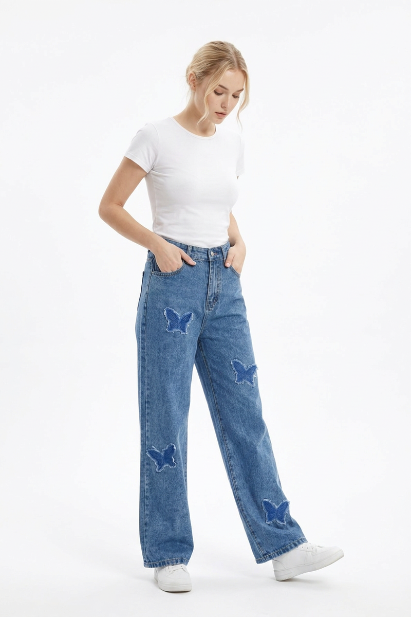 Women's Vintage Wash Butterfly Appliqué Wide-Leg Jeans