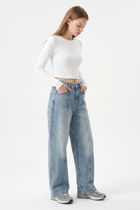 Women's Vintage Wash Paneled Wide-Leg Jeans