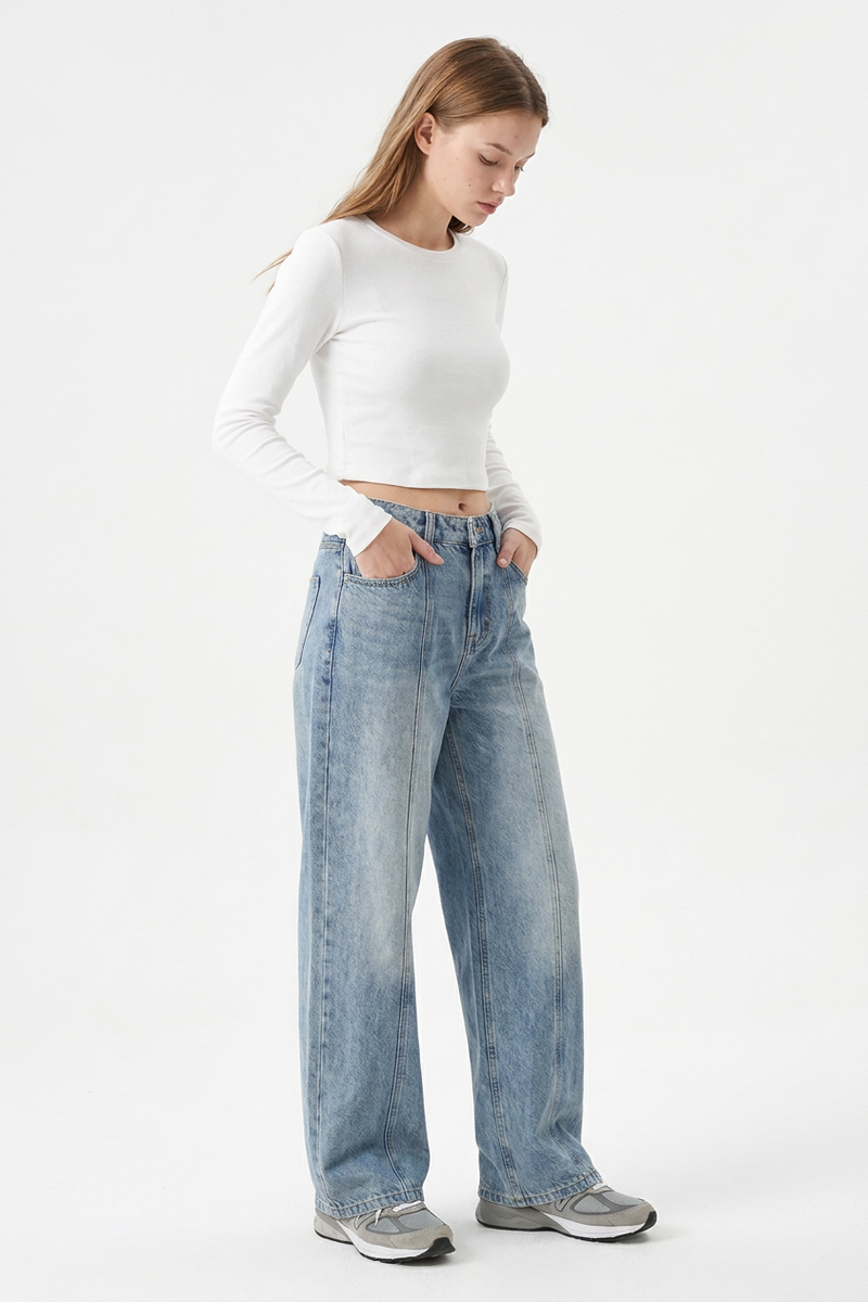 Women's Vintage Wash Paneled Wide-Leg Jeans
