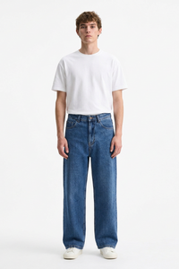 Men's Classic Mid Blue Solid Straight-Leg Jeans