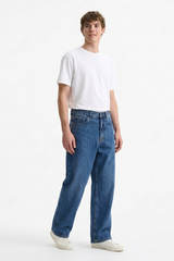Men's Classic Mid Blue Solid Straight-Leg Jeans