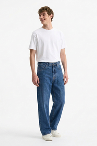 Men's Classic Mid Blue Solid Straight-Leg Jeans