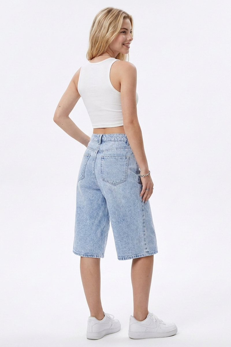 Women's Rhinestone Detail Wide-Leg Denim Shorts