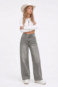 Women's Classic High-Waisted Relaxed Fit Wide-Leg Jeans