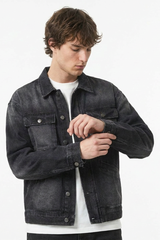 Men's Retro Multi-Pocket Workwear Washed Denim Jacket